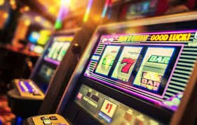 Privacy and responsible gaming reminders beside a cricket schedule guide